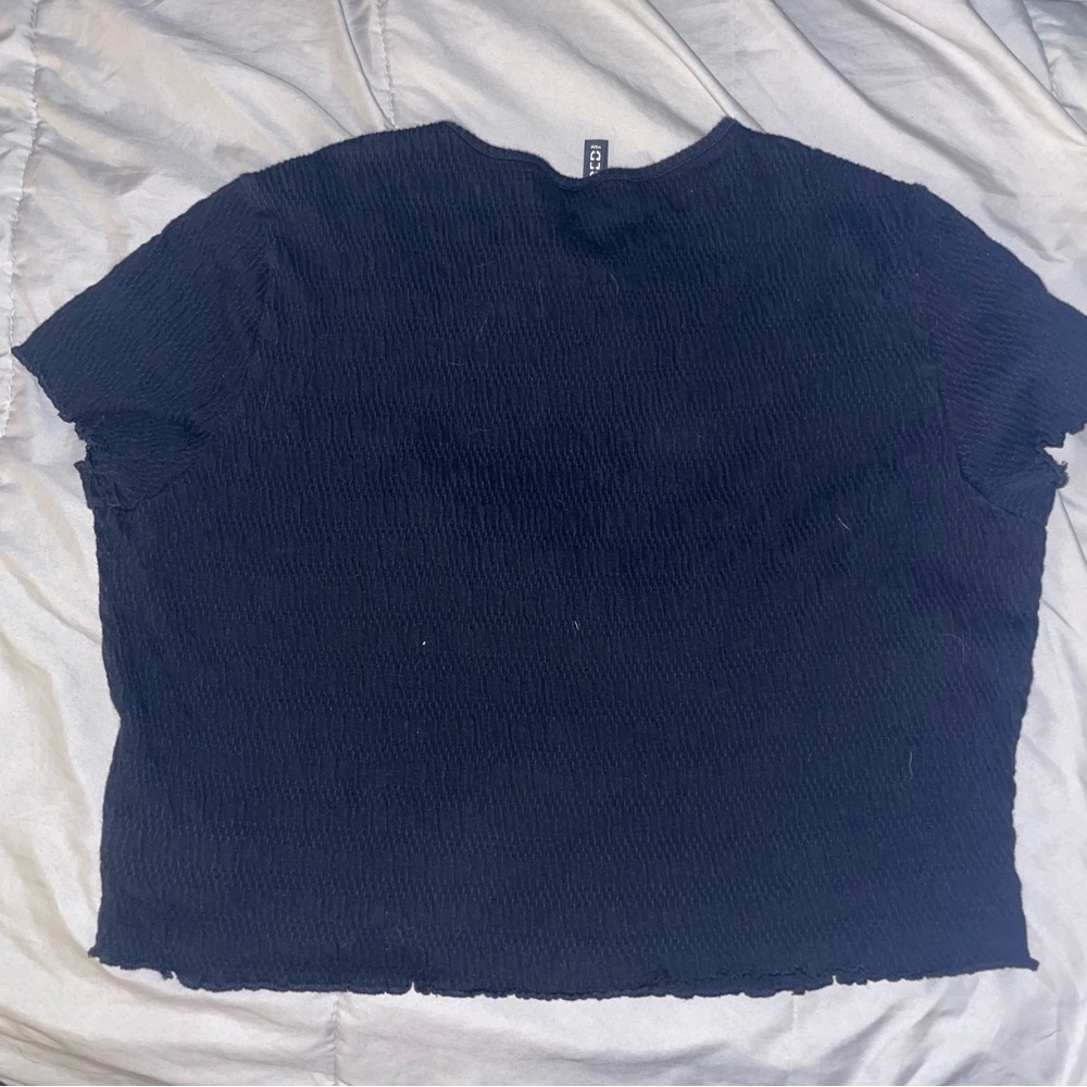 BLCK CROP TOP